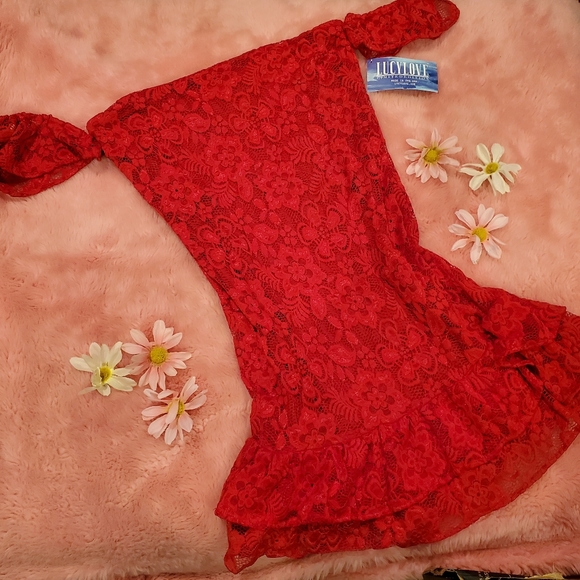 Lace off-the-shoulder dress - Picture 7 of 12